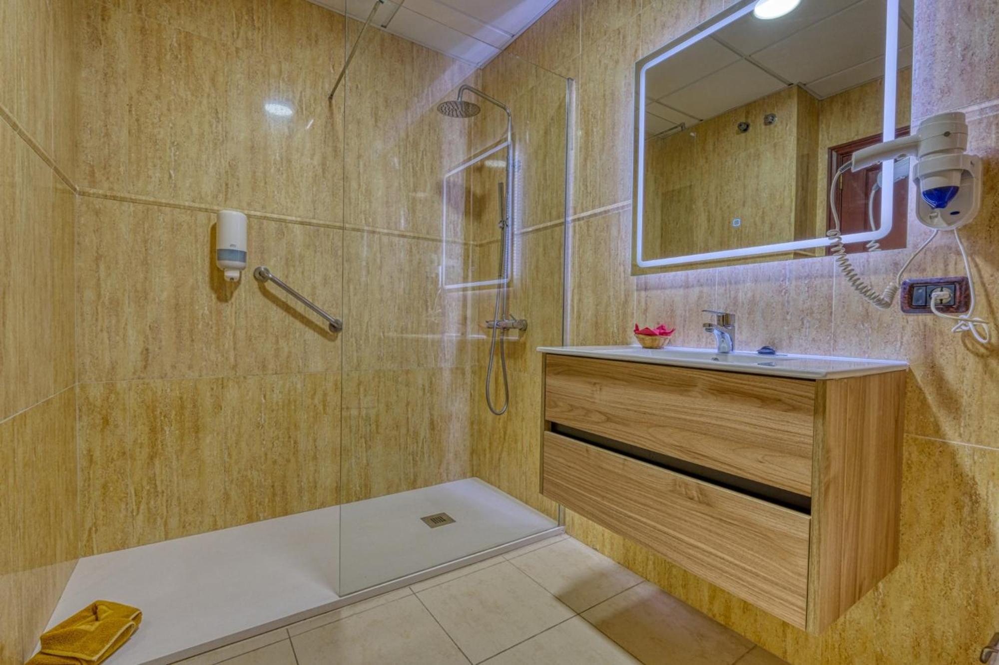 Apartamentos Callaomar Callao Salvaje Ngoại thất bức ảnh