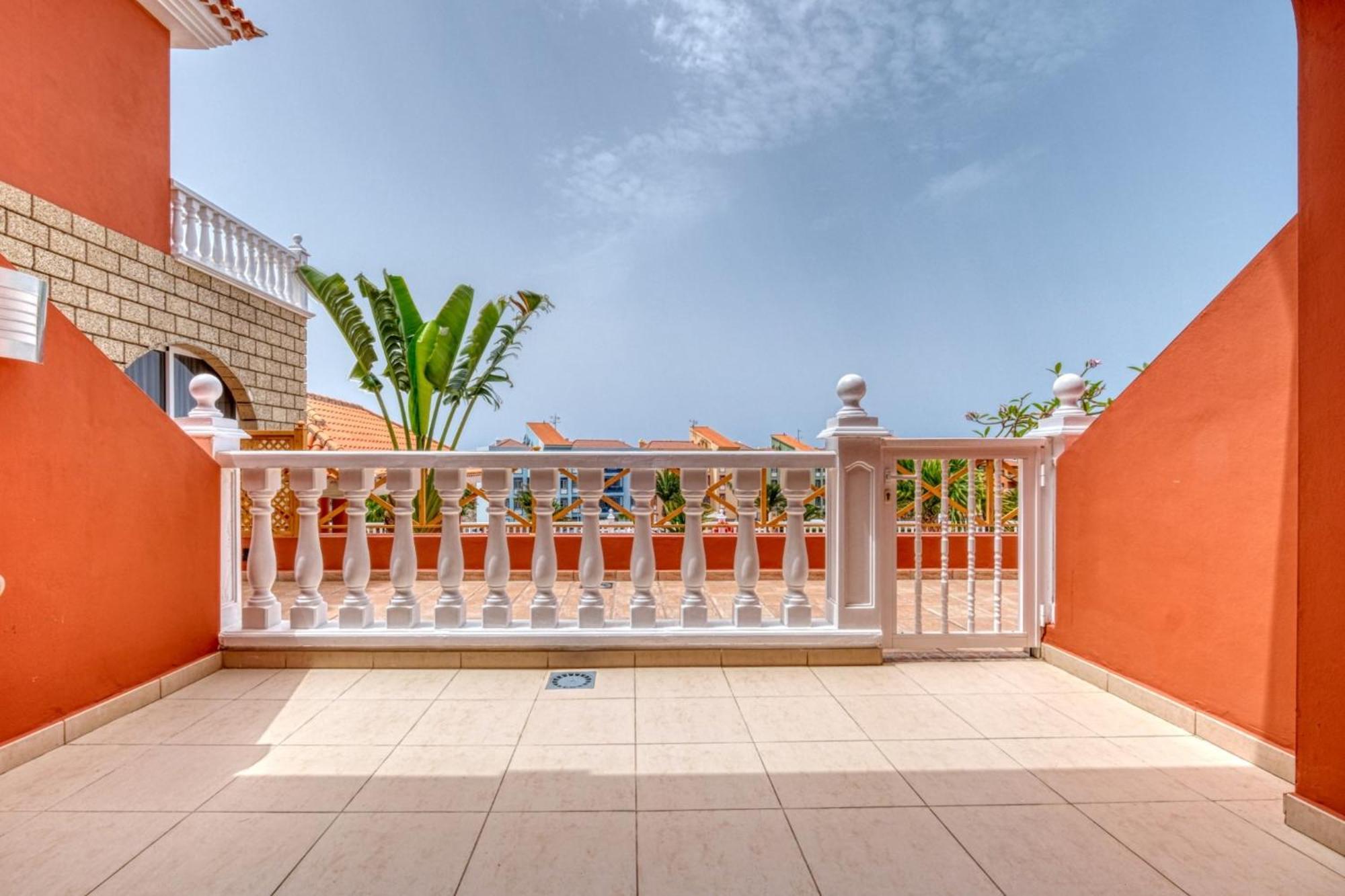 Apartamentos Callaomar Callao Salvaje Ngoại thất bức ảnh